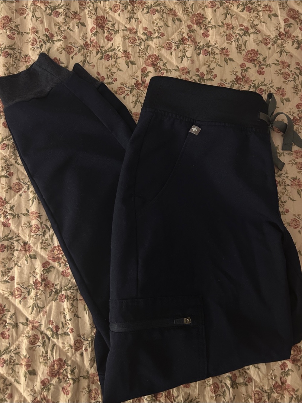 Figs Zamora joggers petite